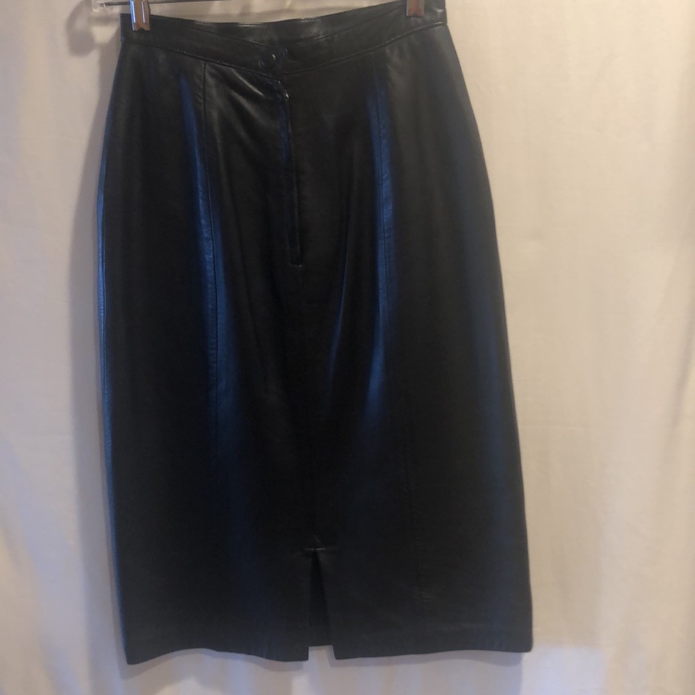 Vintage Bettina leather skirt - Picture 2 of 6